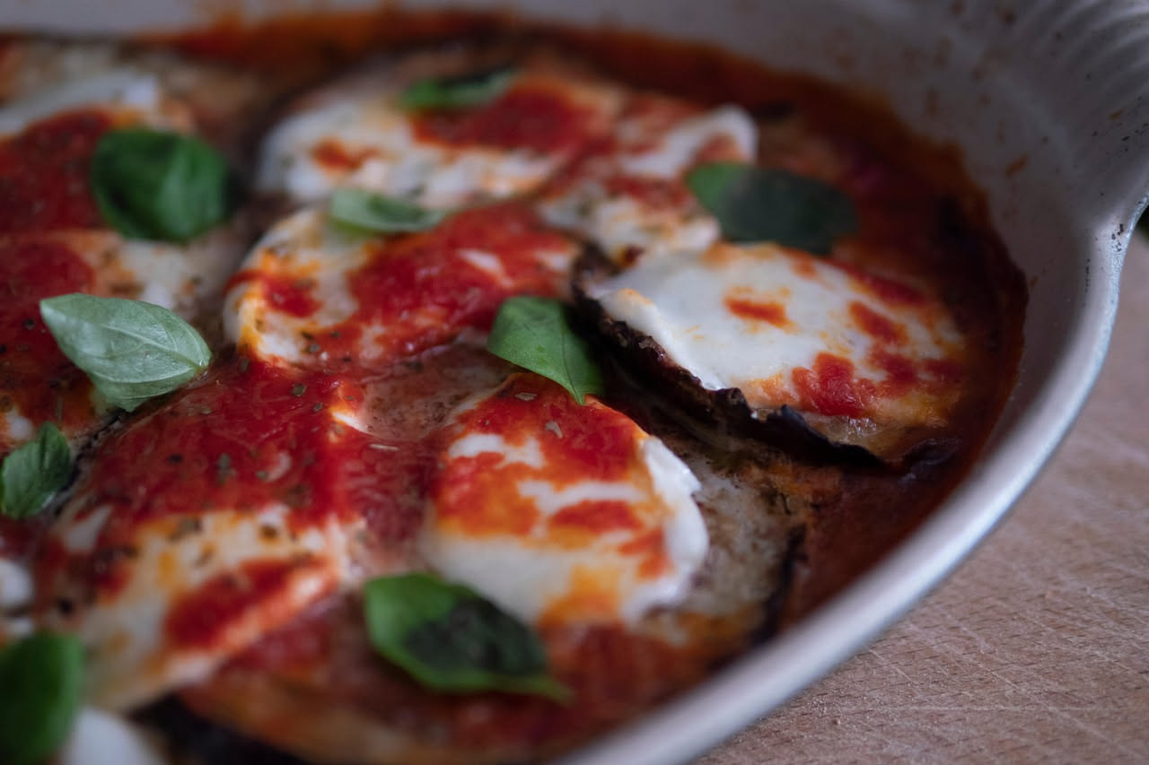 Melanzane alla parmigiana: come costruire gli strati che contano