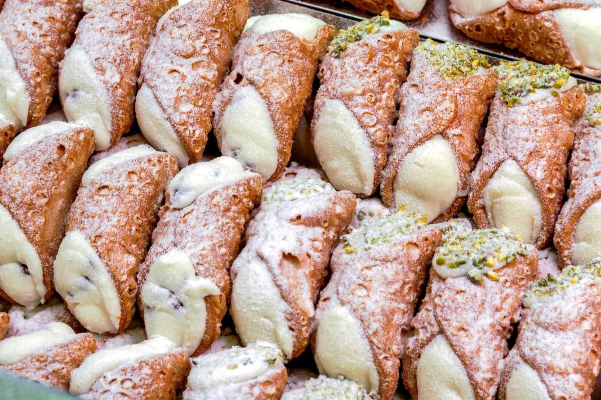 Cannoli siciliani: come mantenere la cialda croccante nel tempo