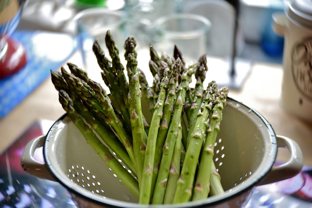 Asparagi sott'olio