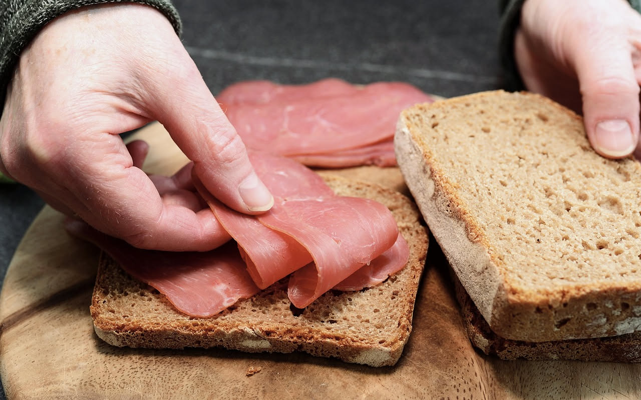 Bresaola Lombarda: carni tenere e sapide per energia muscolare e leggerezza
