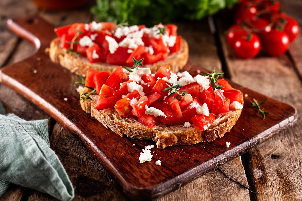 Bruschette al pomodoro locale