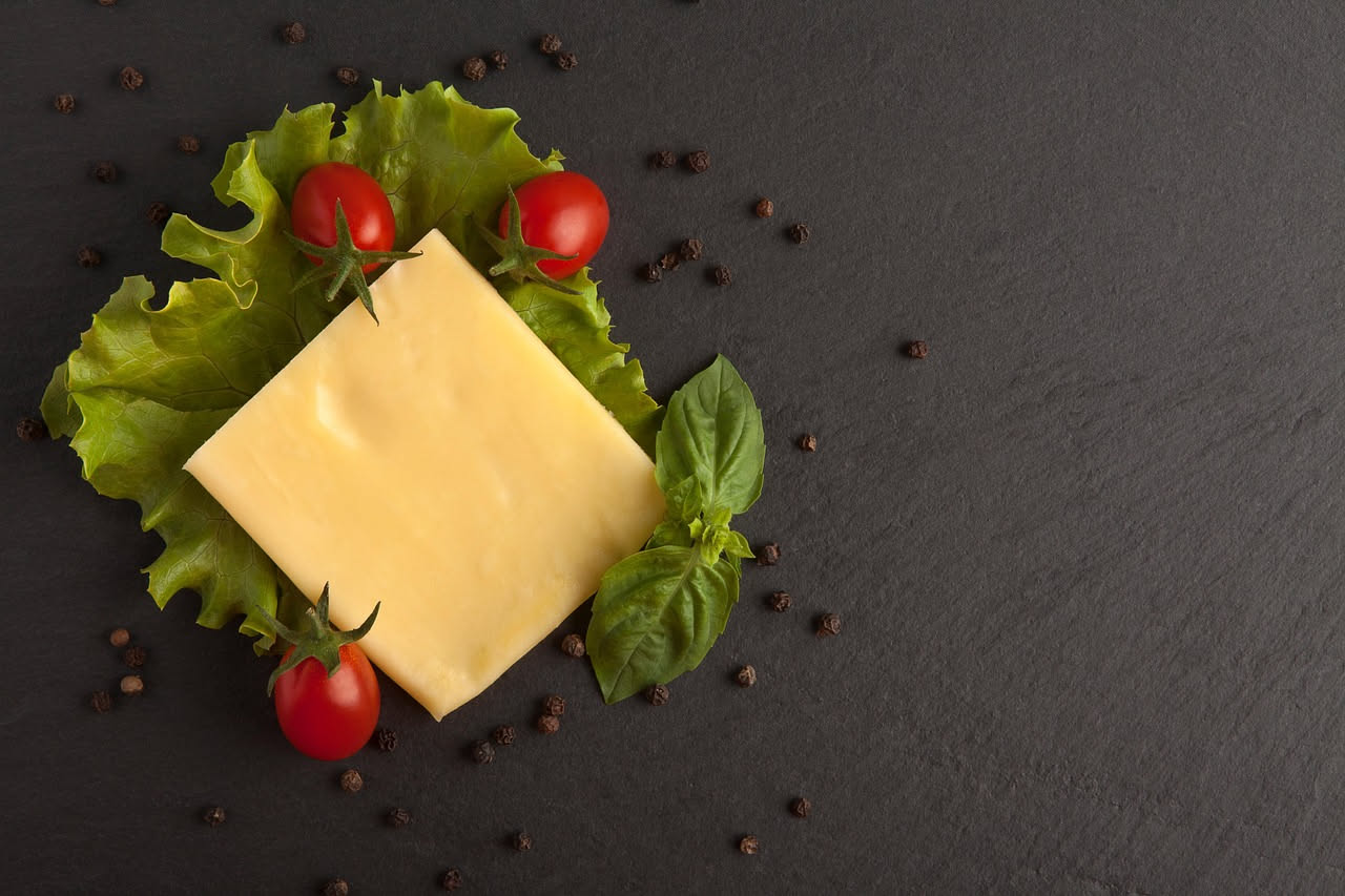Castelmagno fondente: cremosità che nutre le ossa con calcio puro