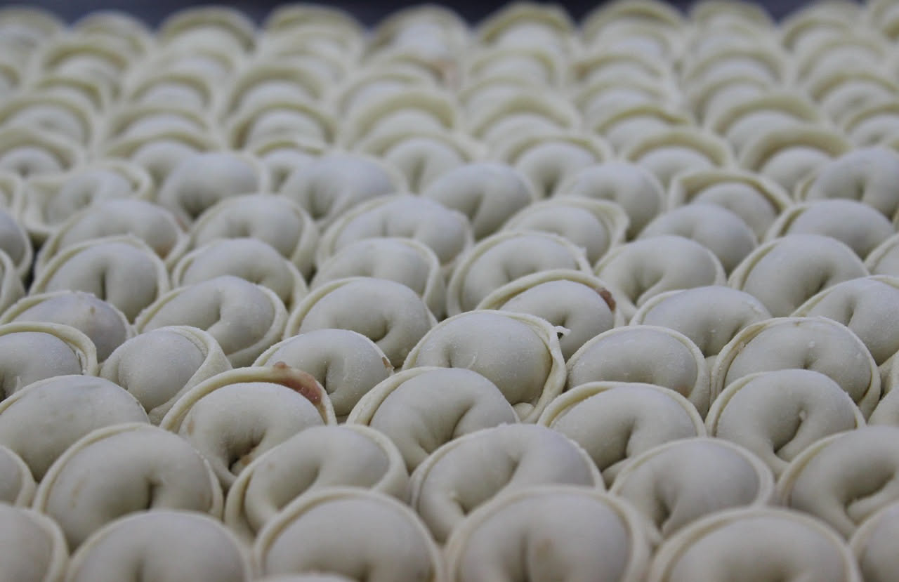 Crescioni: fragrante pasta ripiena che nutre il corpo con leggerezza e sapore autentico
