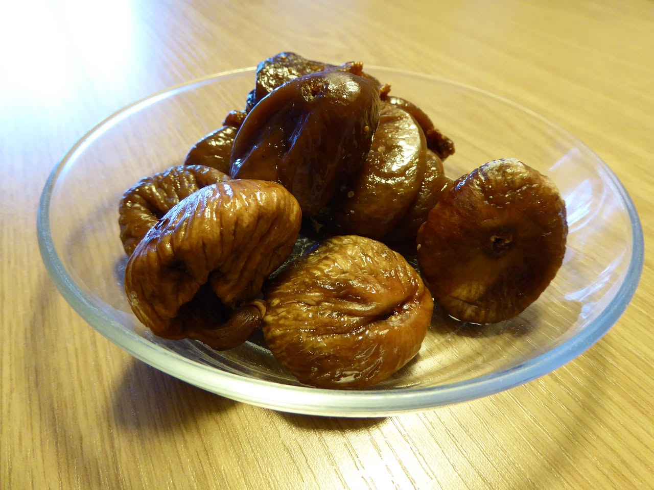 Fichi e noci: dolcezza naturale che nutre muscoli e energia duratura