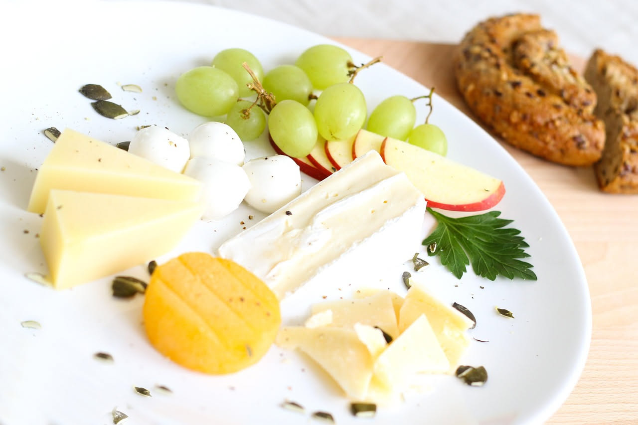 Formaggi Misti del Territorio: sapori autentici che nutrono il corpo con calcio naturale