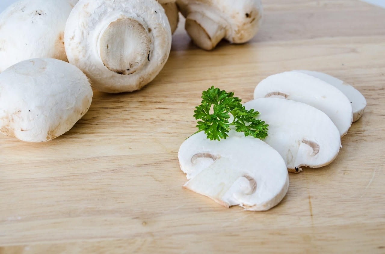 Funghi trifolati sott'olio