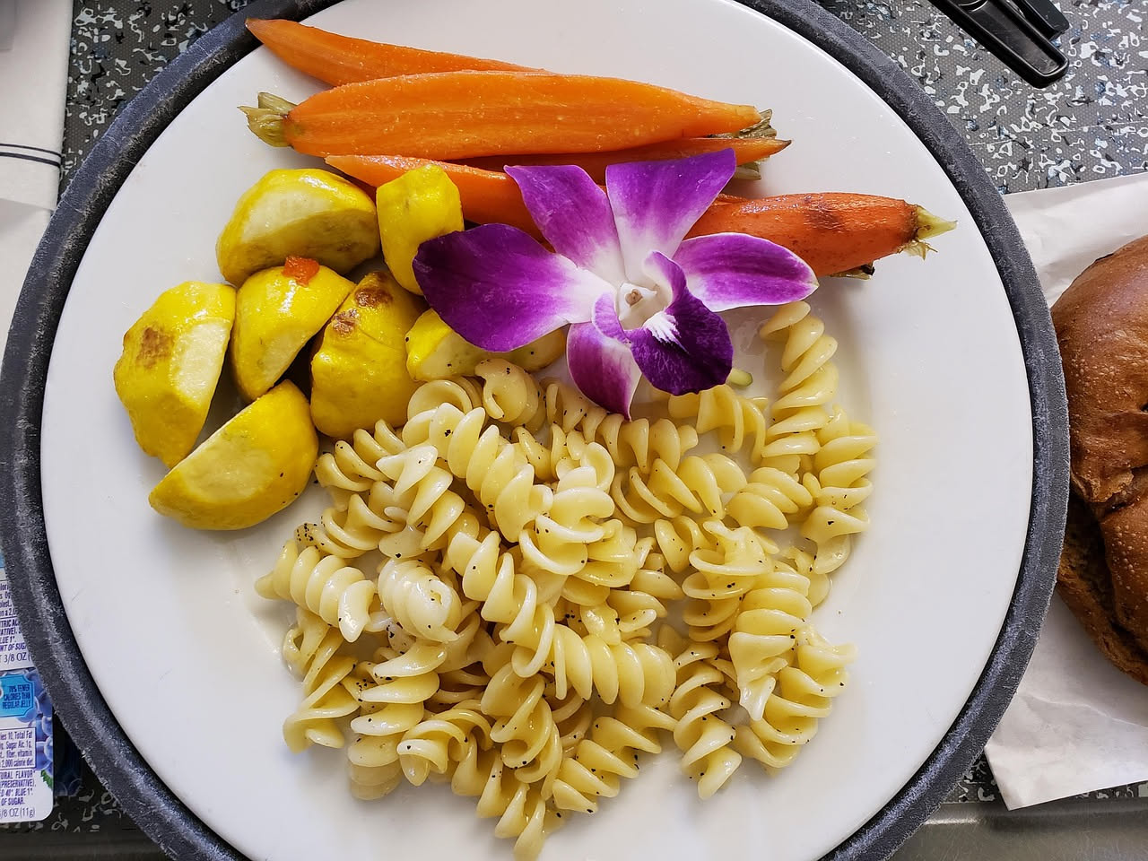 Fusilli con le verdure di stagione