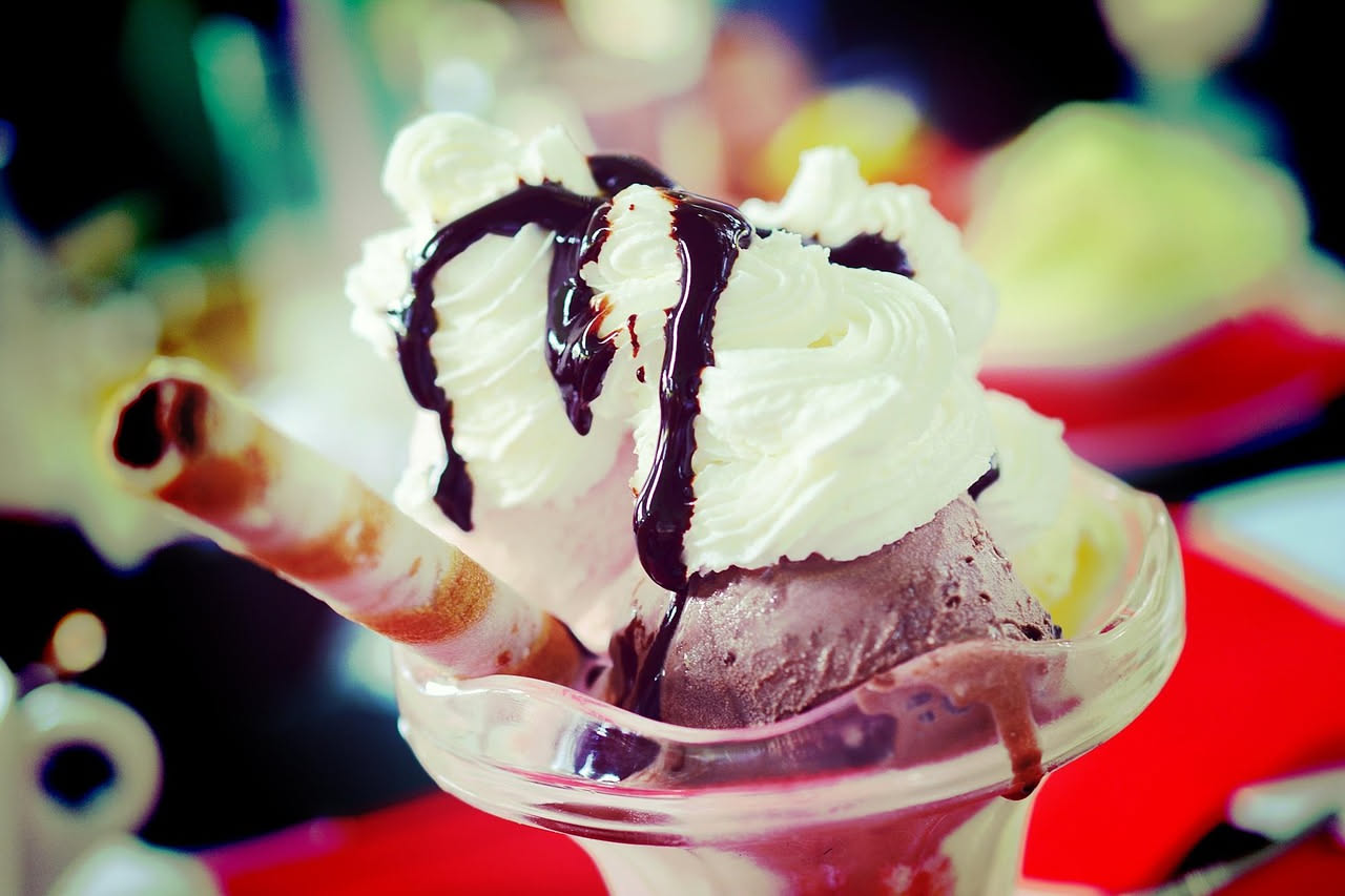 Gelato di profiterole