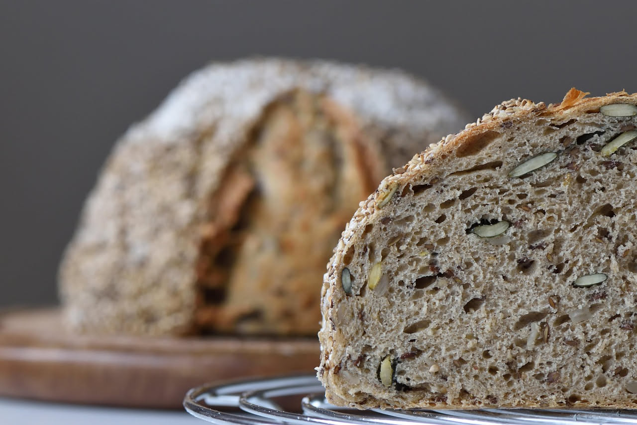 Pane ai semi