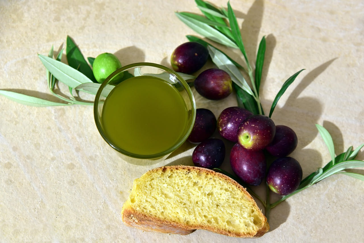 Pane tostato con olio nuovo