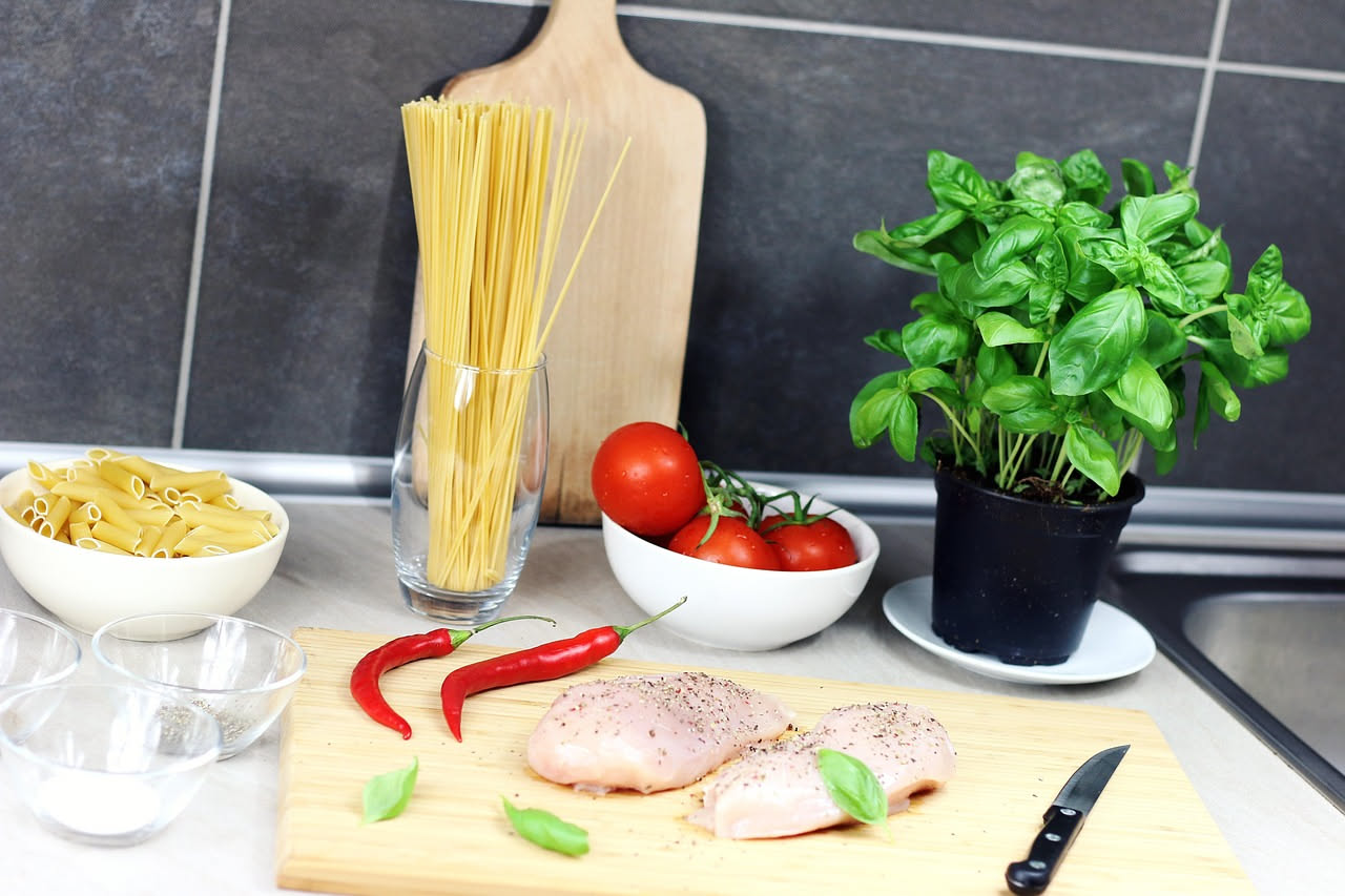 Pasta con il ragù di pollame