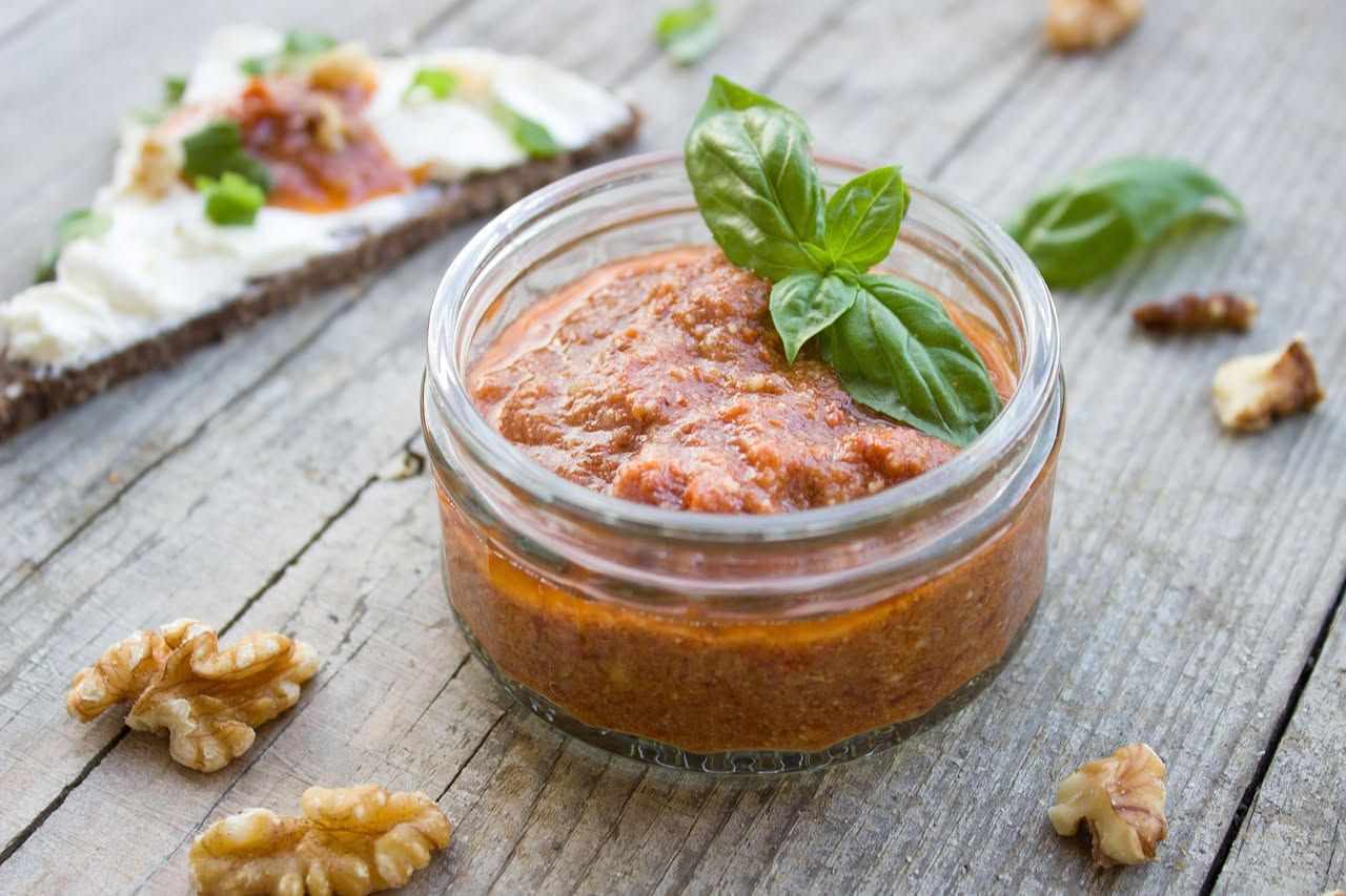 Peperoni cruschi con le noci