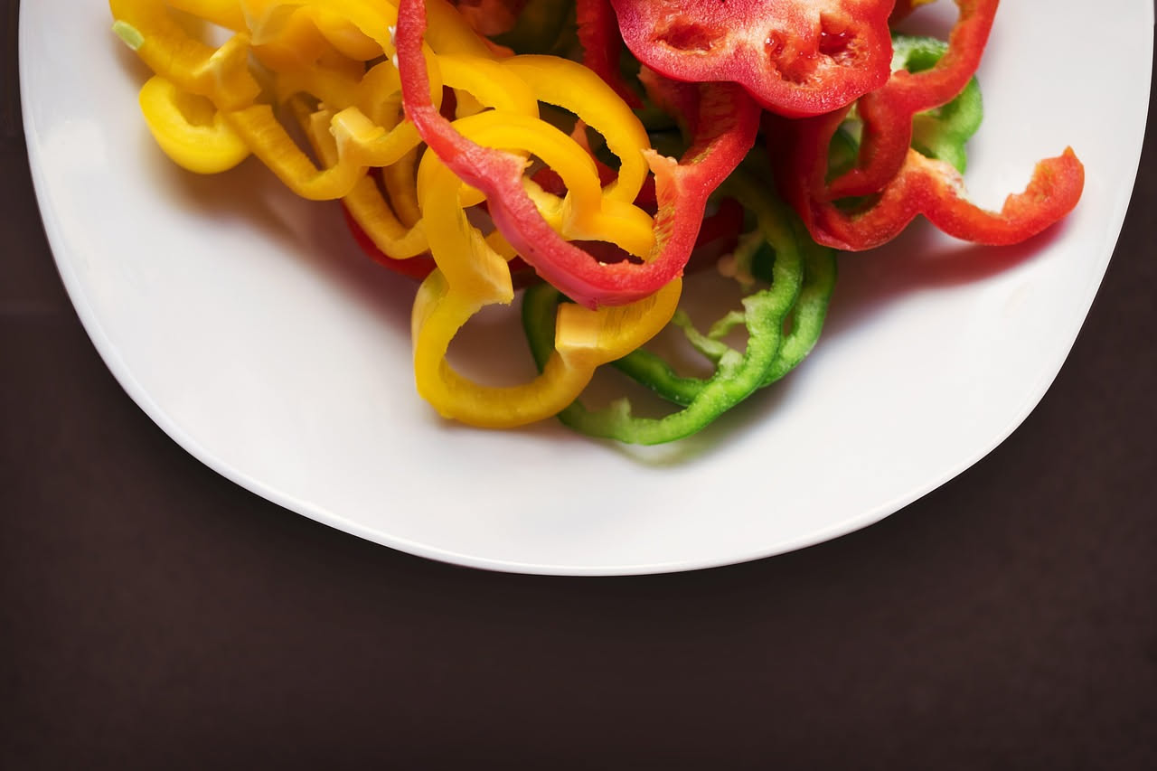 Peperoni in umido: dolcezza naturale che nutre e purifica senza appesantire
