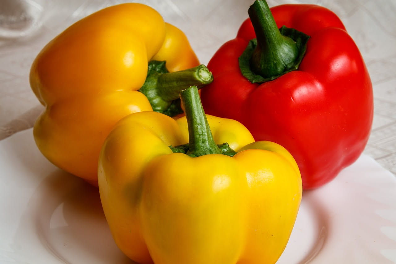 Peperoni ripieni sott'olio