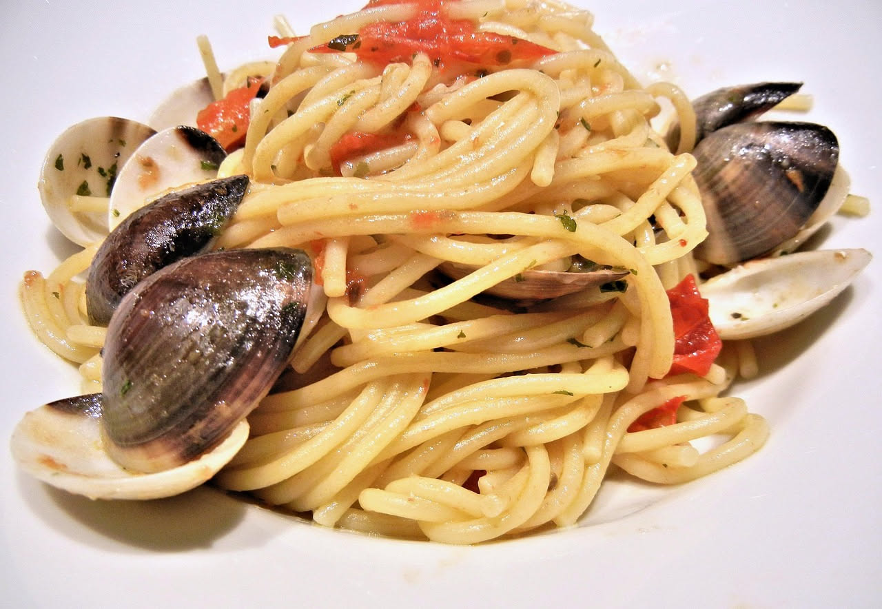 Ragù di pesce: umami del mare che nutre il corpo con proteine nobili