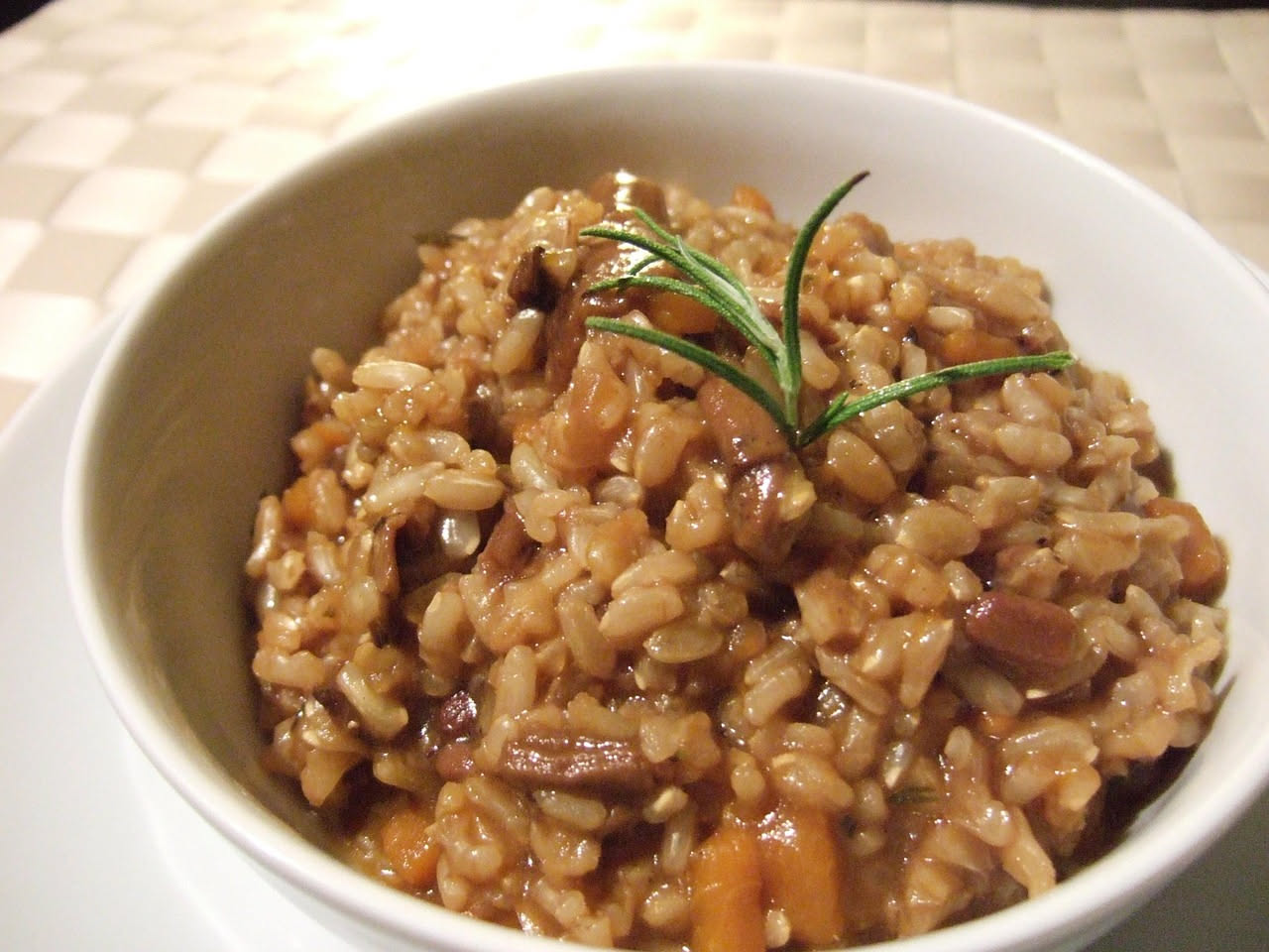 Risotto ai funghi porcini: cremosità avvolgente che nutre l'organismo con ferro e vitamine