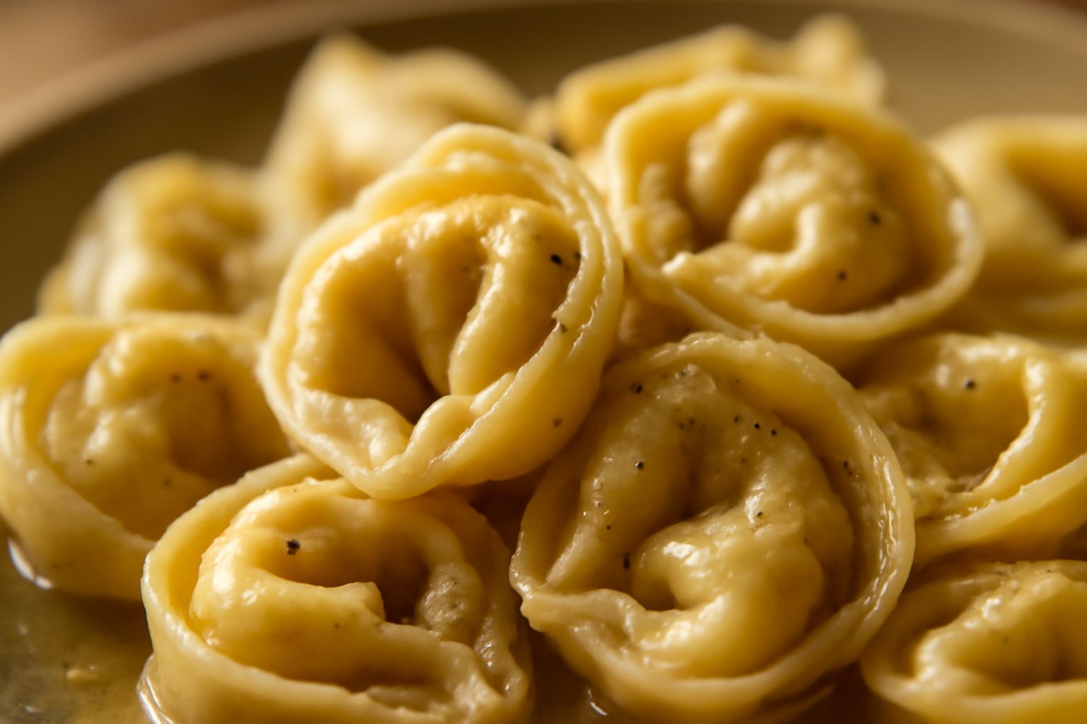 Tortellini di magro: il segreto per farli cremosi e leggeri
